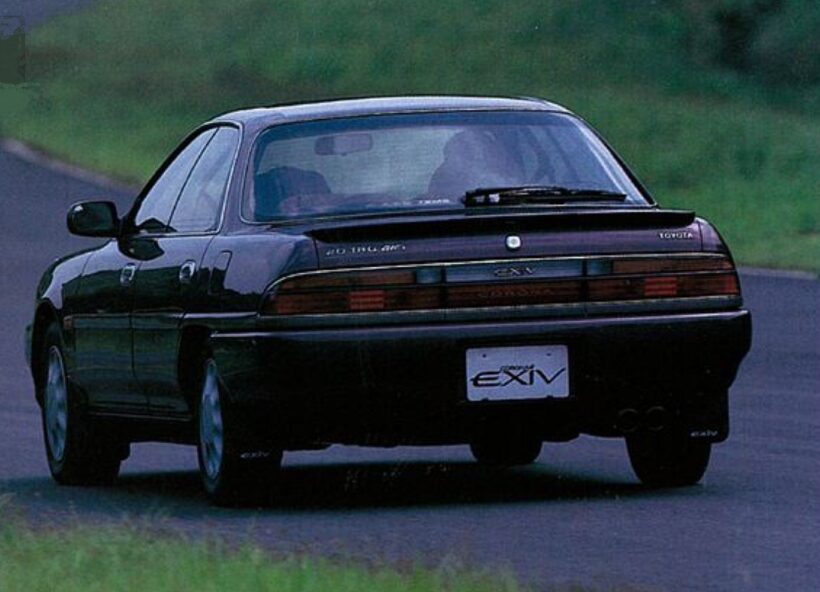 トヨタ「コロナEXiV」