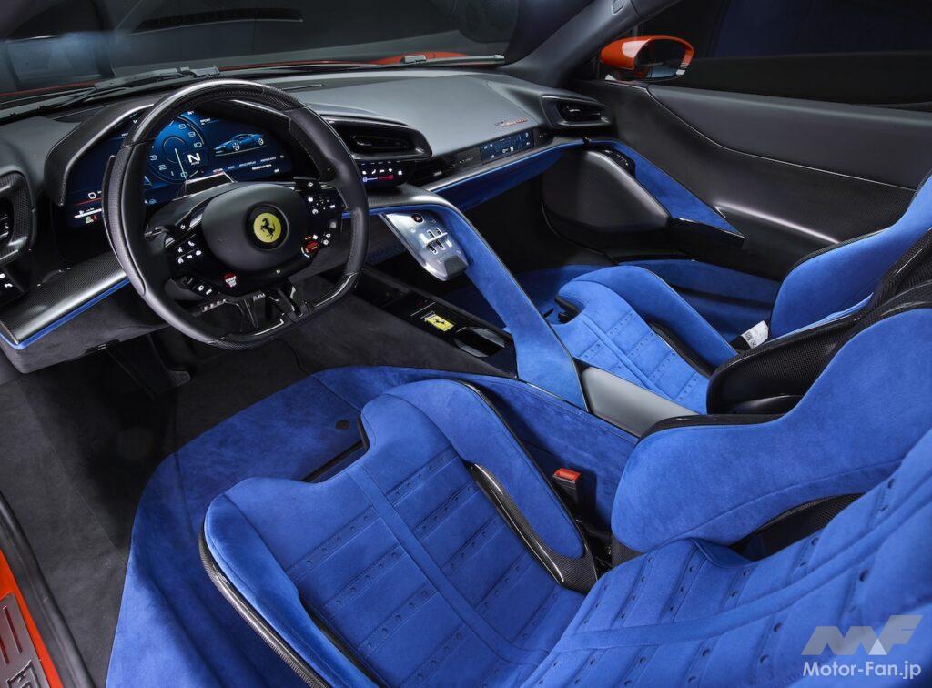 新型プラグインハイブリッドスーパースポーツ「フェラーリ 849 テスタロッサ」のコクピット。