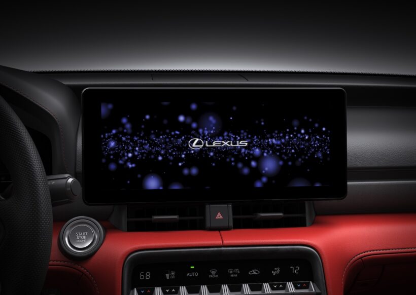 内外装を刷新した「レクサス IS」改良新型のインテリア。