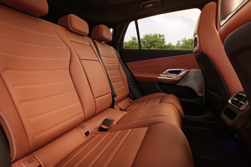 「メルセデス・ベンツ GLC with EQ テクノロジー」のインテリア。