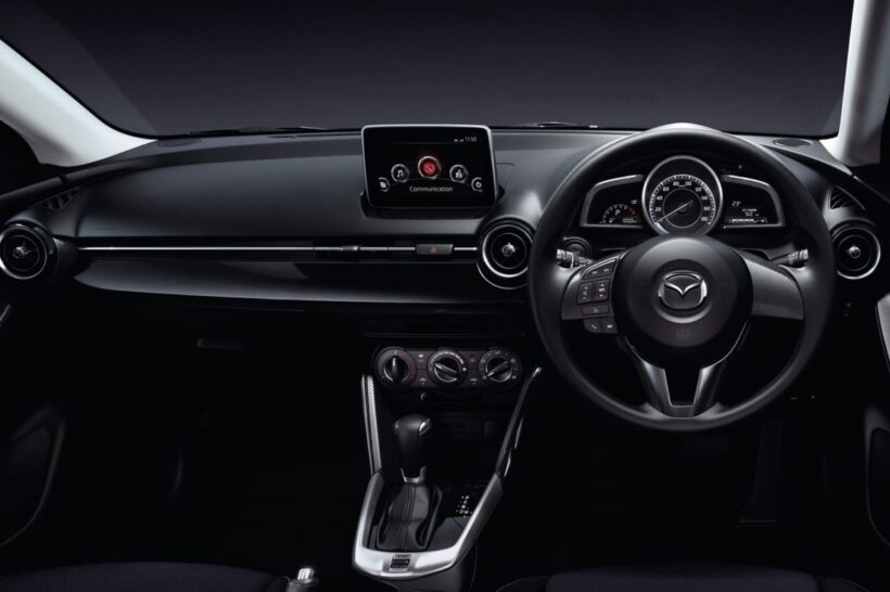 4代目「デミオ」のコクピット