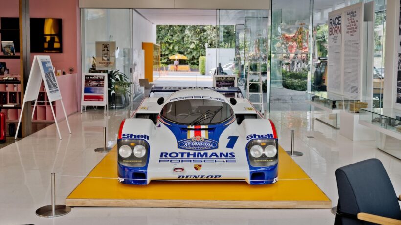 「クルヴィスタン バンコク」で開催された特別展『レースボーン（Raceborn）』。