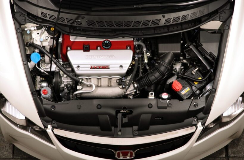 3代目「シビック・タイプR」搭載の2.0L DOHC i-VTECエンジン