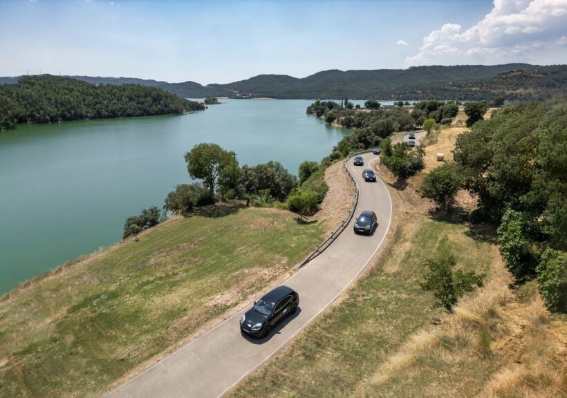 世界各地で行われた、「ポルシェ カイエン エレクトリック」の実走テスト。