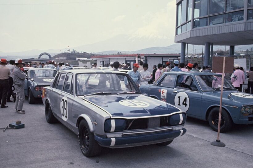 1969年のJAFグランプリTSレースに出走する「スカイライン2000GT-R」
