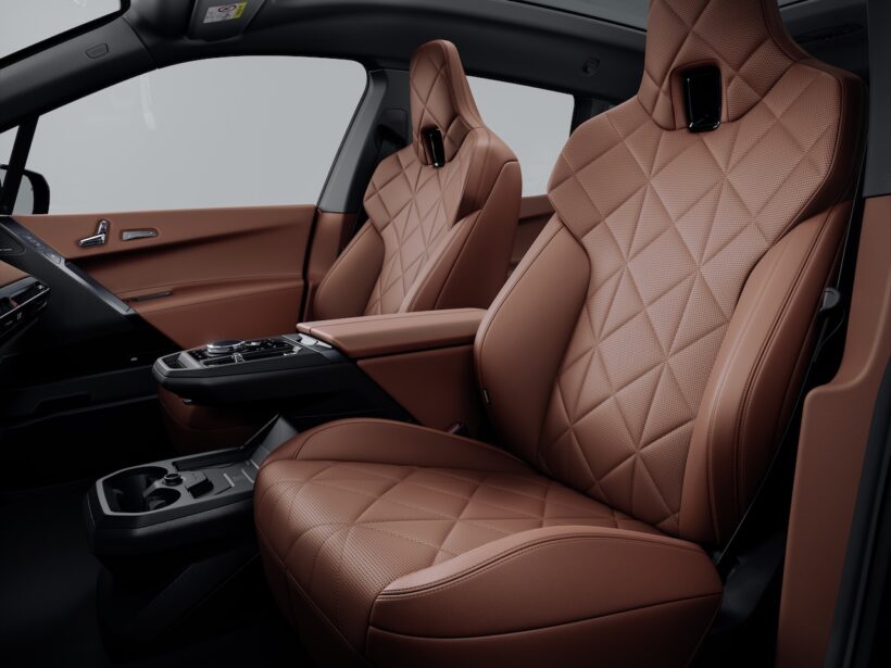 「BMW iX」改良新型のインテリア。