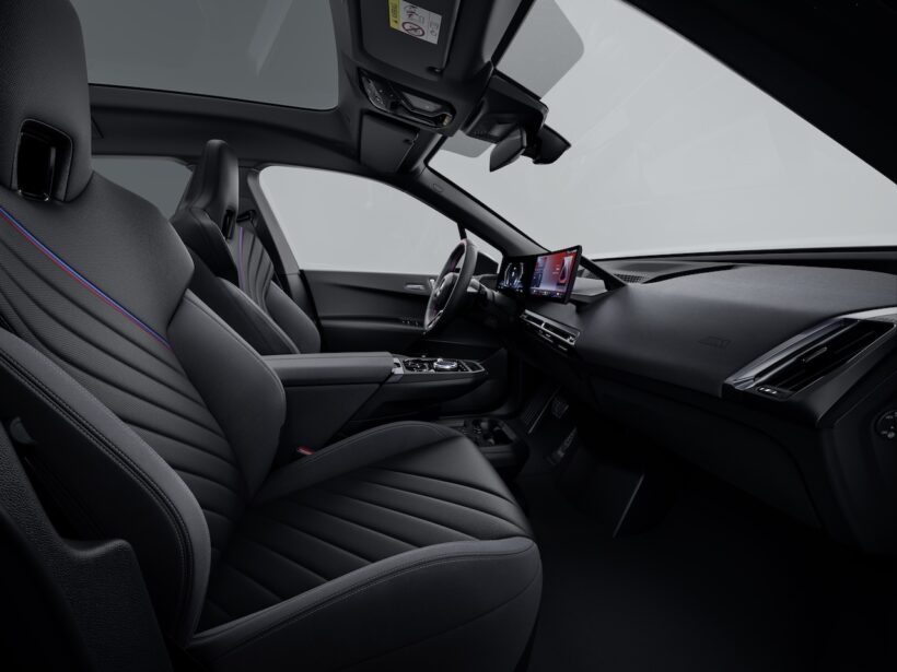 「BMW iX」改良新型のエクステリア。