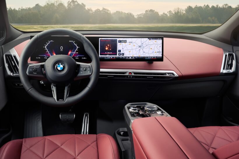 「BMW iX」改良新型のエクステリア。