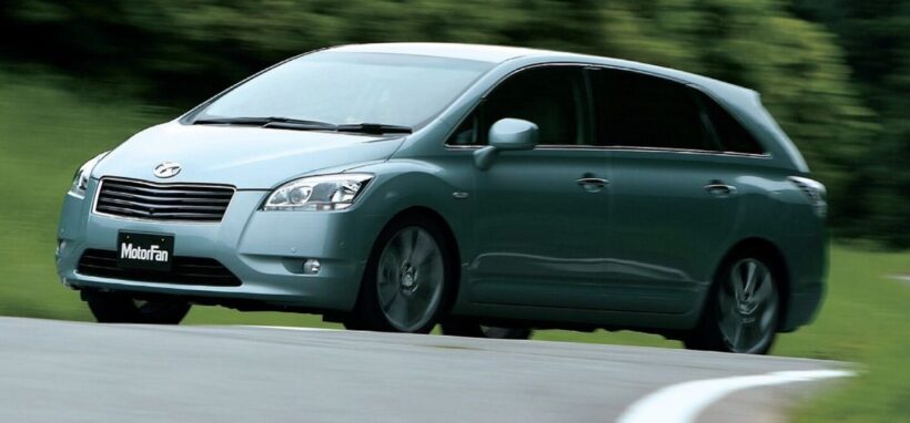 トヨタ「マークXジオ」