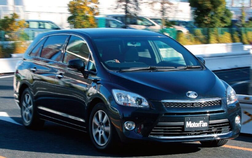 トヨタ「マークXジオ」