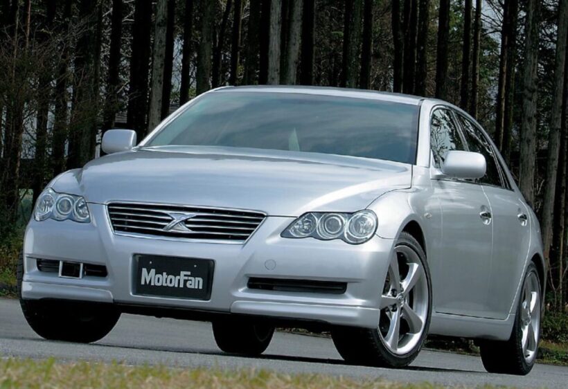 2004年にデビューした「マークX」