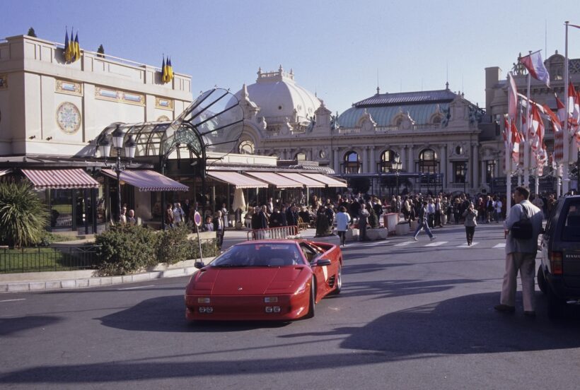 デビューから30周年を迎えたディアブロ特集、「ランボルギーニ ディアブロ VT ロードスター」。