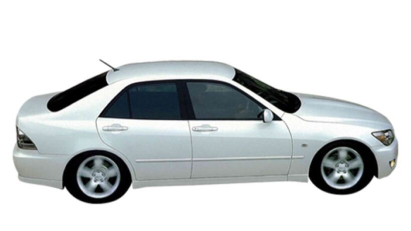 FRスポーツセダン「アルテッツァ」