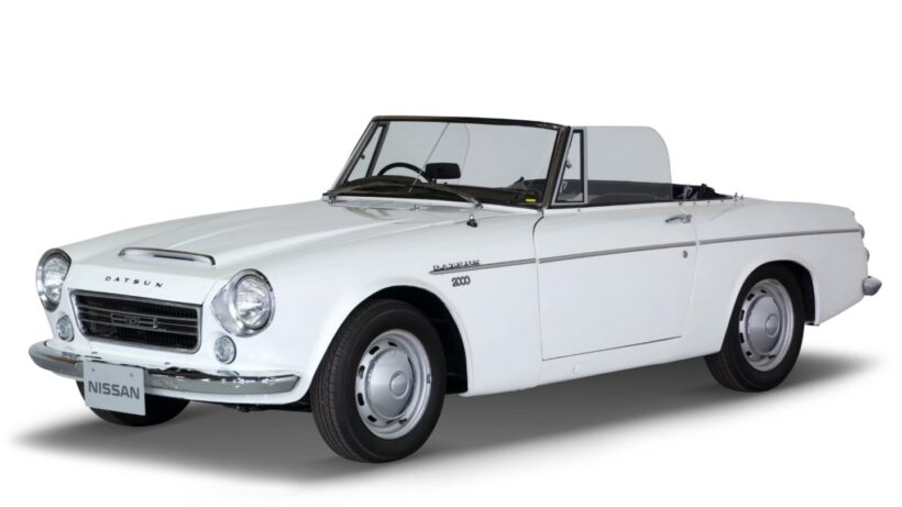 ダットサン・フェアレディ2000(SR311)