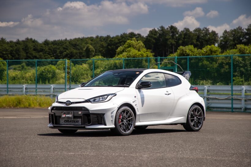 24式で20式比で約1割アップした1.6リッター直3ターボエンジンも重要だが、25式でアッパーマウント形状が変更したことも大きい。