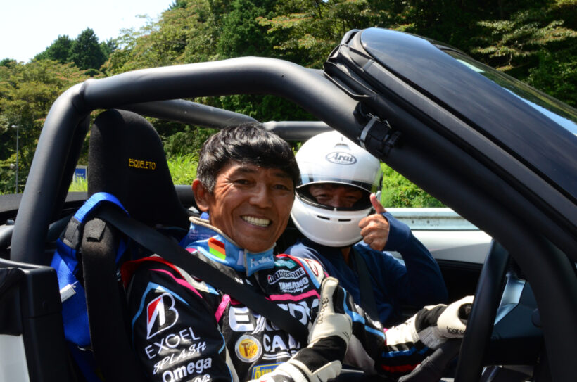 ジムカーナ界のレジェンド山野哲也さん。気軽に同乗走行に応じてくれた「レジェンド」の走りは驚くほどスムーズで、そして速かった。