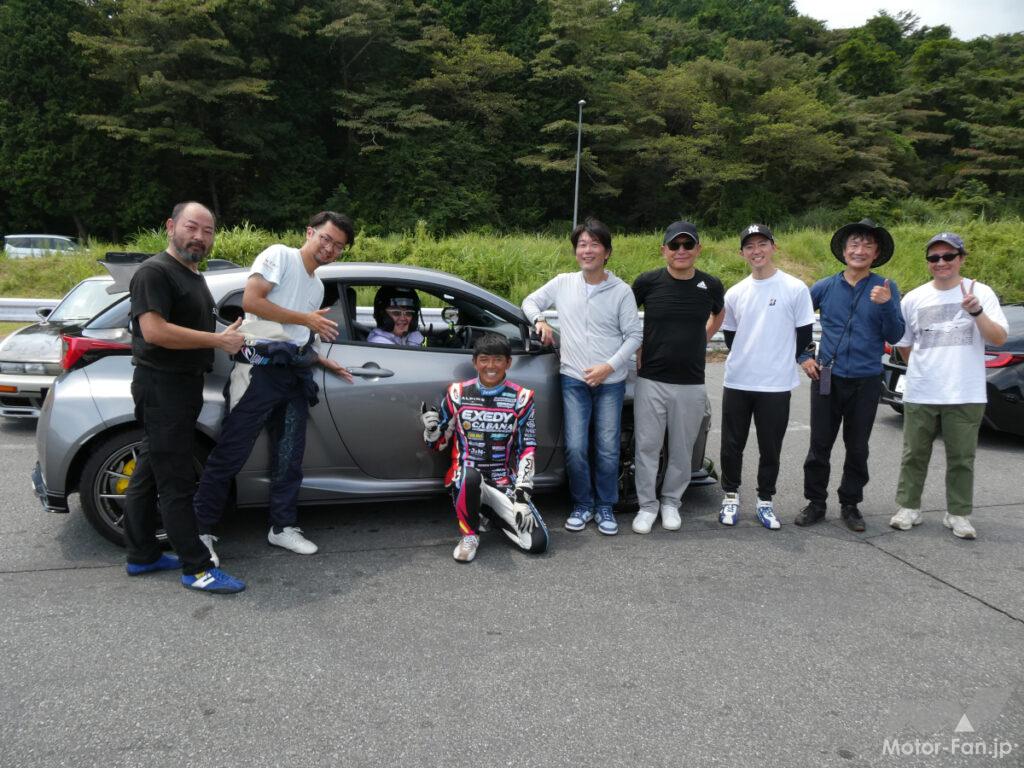 右から佐藤耕一さん、岡本幸一郎さん、橋本隆志さん、筆者、山田弘樹さん、山野哲也さん、山本シンヤさん、西川省吾さん。