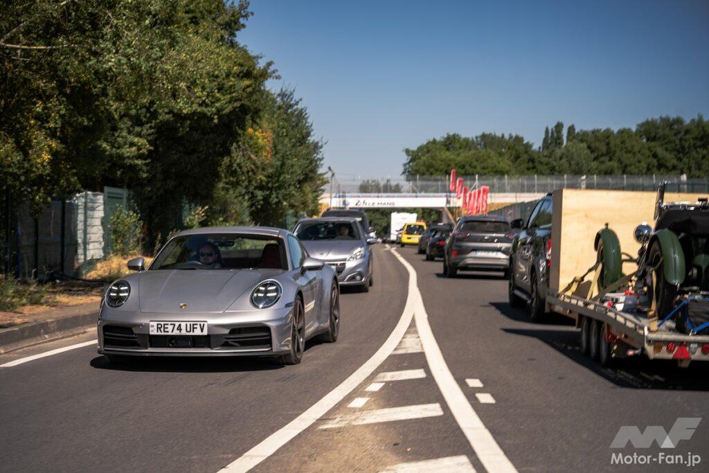 1970年当時、デラニーはここで右折し、公道区間に入っていた。だが1972年には背景に見える橋を渡るポルシェカーブが新設され、この危険な区間は廃止された。