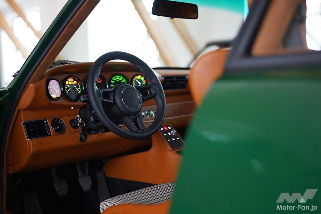 クラシック911の雰囲気を感じさせるインテリア。メーターのレイアウトも空冷911と同様だ。