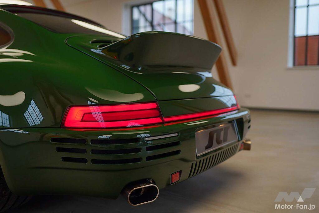 ダックテールタイプのリヤスポイラーを装着。ライト類もすべてオリジナルだ。