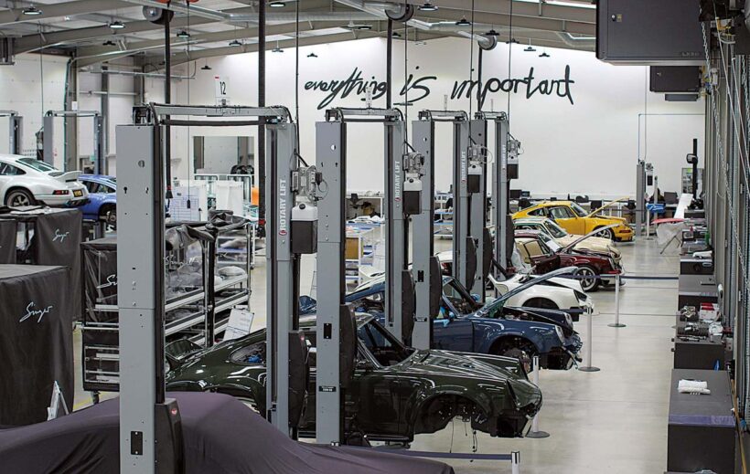 【Singer UK Facility】こちらは開発部門がある英国ノーザンプシャーの施設で、約80名のエンジニアが働く。ここでは「DLSサービス（終了）」や「DLSターボサービス」といったよりスペシャルなプログラムを提供している。