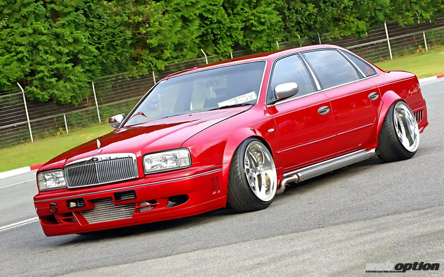 威風堂々、しかし走りは狂暴」プレジデントの威厳をぶち破る700馬力の