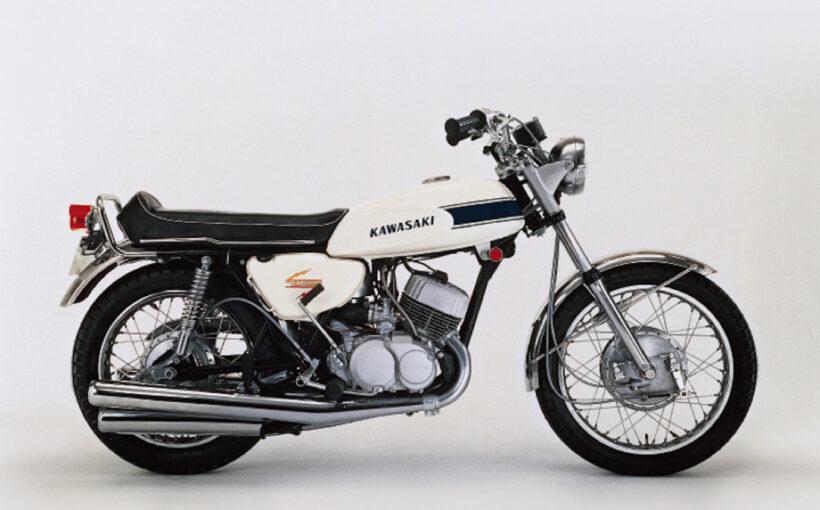 1969_Kwasaki_H1_MACHⅢ
