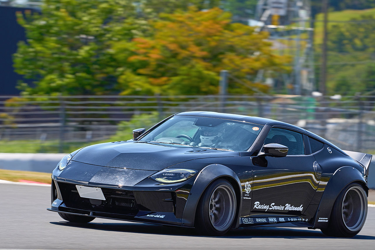 ワタナベ S30の魅力をRZ34で完全再現」名門“RSワタナベ”がエイトスポーツで