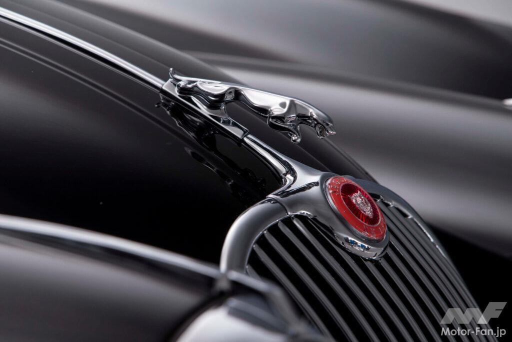 リーピング・ジャガーとグロウリング・ジャガーが登場したのは第二次世界大戦後だと言われている（写真は1958年に登場したXK150 SE Drophead Coupe ）。