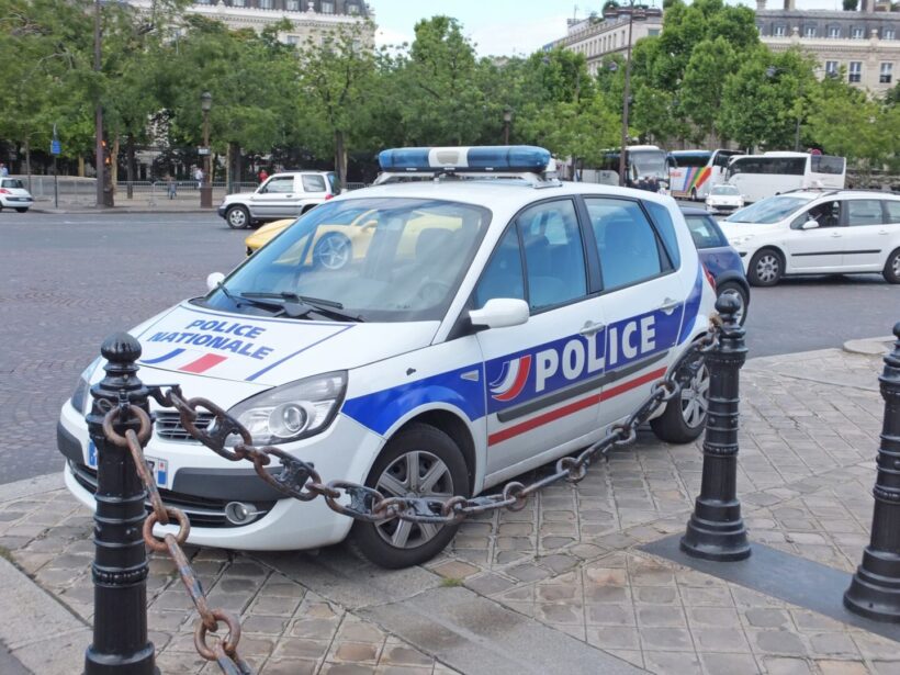 フランスのパトカー