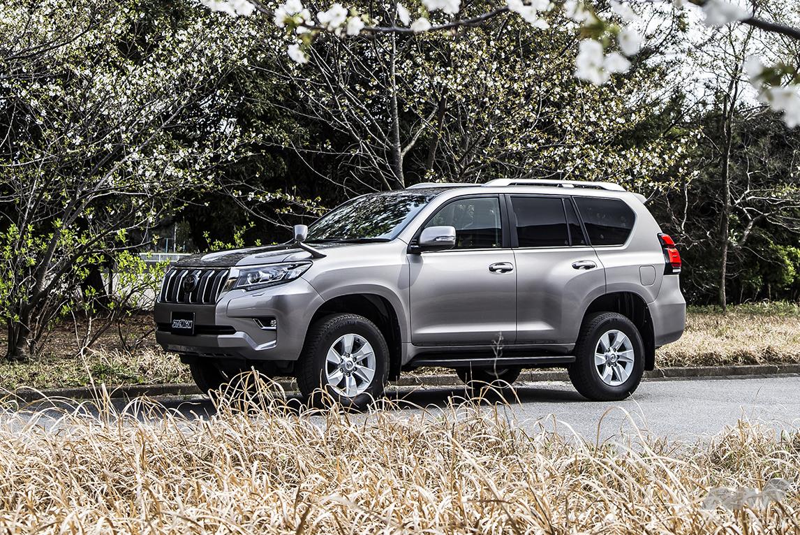 タフで都会的”を目指して、カスタマイズに挑戦してみた！【ランクル