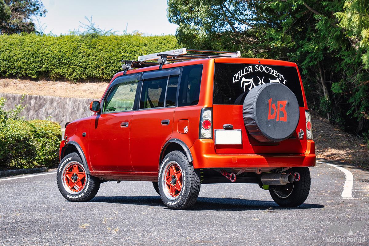 トヨタ　bB ４WD アンクエルション　ワンオフオーバーフェンダー　　内装カスタムペイント ほぼDIYでカスタマイズ！ USクロスオーバー風味の『トヨタ・bB』、唯一
