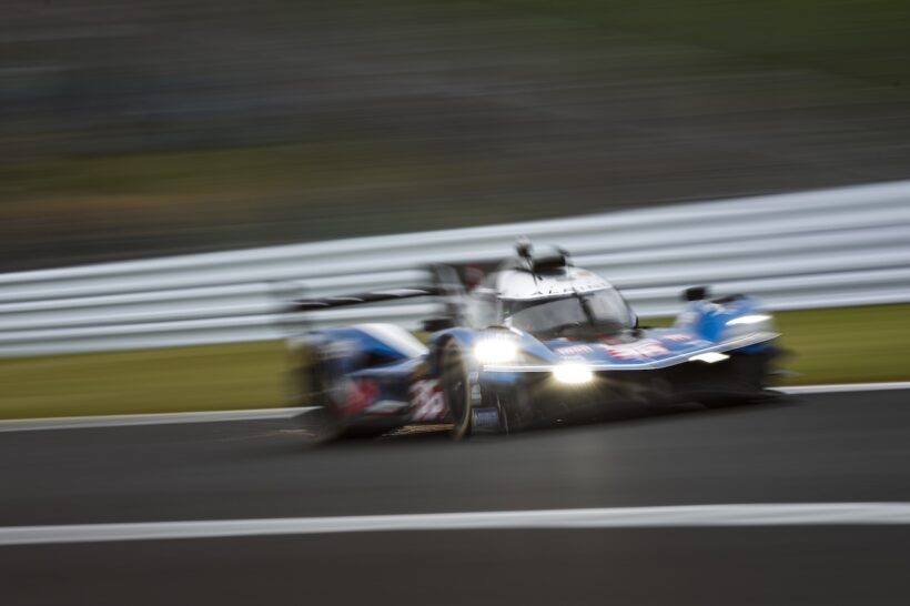 WEC第7戦富士6時間レースを走行する、アルピーヌのハイパーカー「A424」。