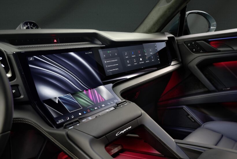 ポルシェは、2025年末に発表される「カイエン エレクトリック」のインテリアを公開した。