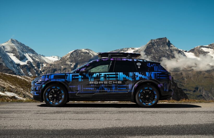 間もなく登場する「カイエン エレクトリック」は、新開発の「フローディスプレイ」をはじめ、多くの新機能が導入される。