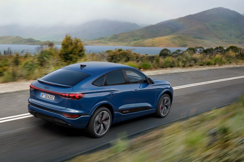 「アウディ SQ6 スポーツバック e-tron」の走行シーン。