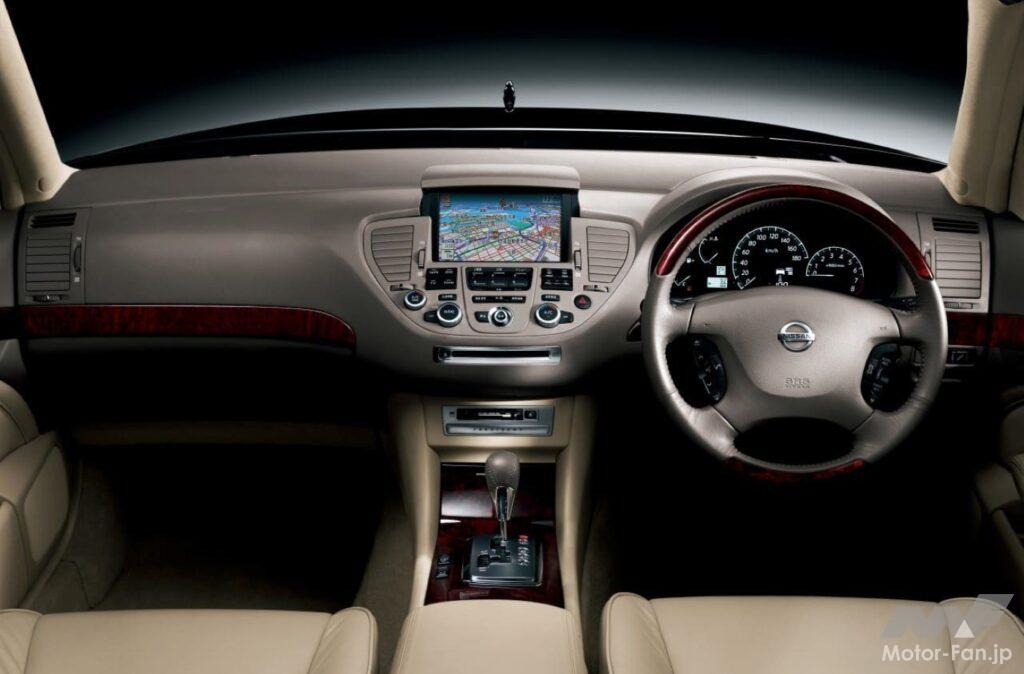 日産4代目「プレジデント」のコクピット