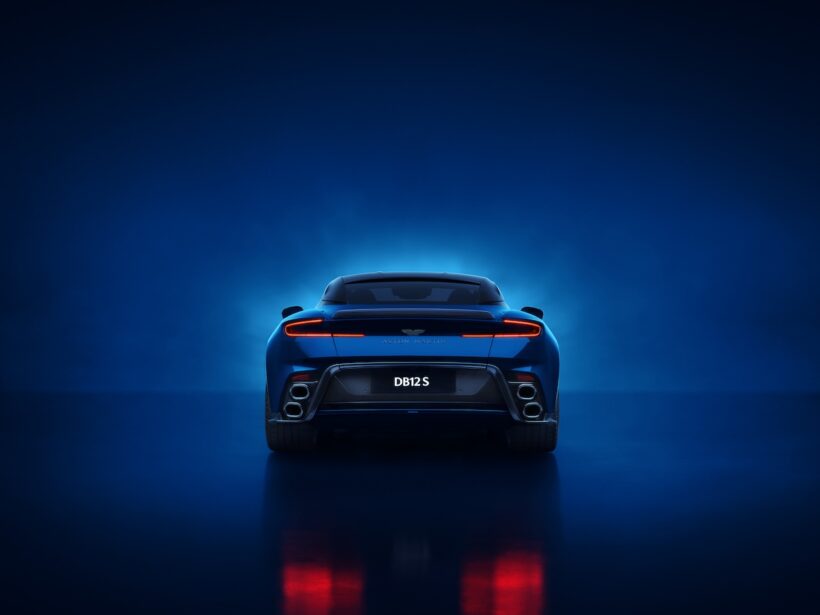 「アストンマーティン DB12 S」のエクステリア。