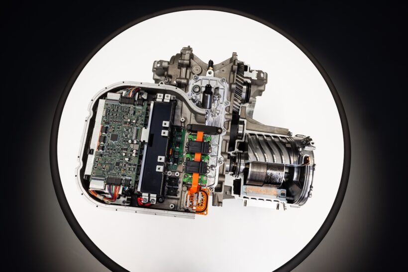 初のフル電動モデル「フェラーリ エレットリカ」の電動パワートレイン。