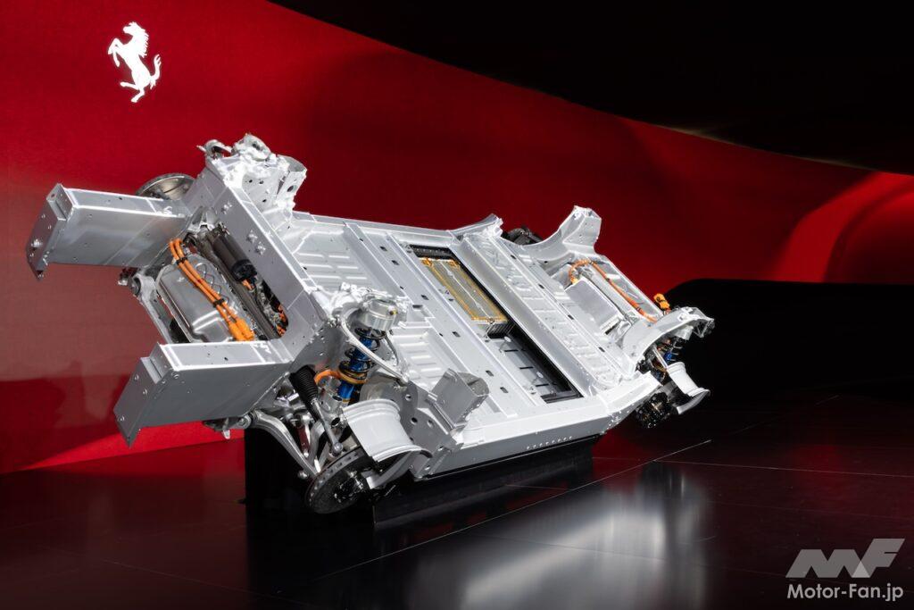 フェラーリは、キャビタル・マーケット・デイ 2025において、市販化に向けて開発されたフル電動モデル「エレットリカ」のシャシーを公開した。