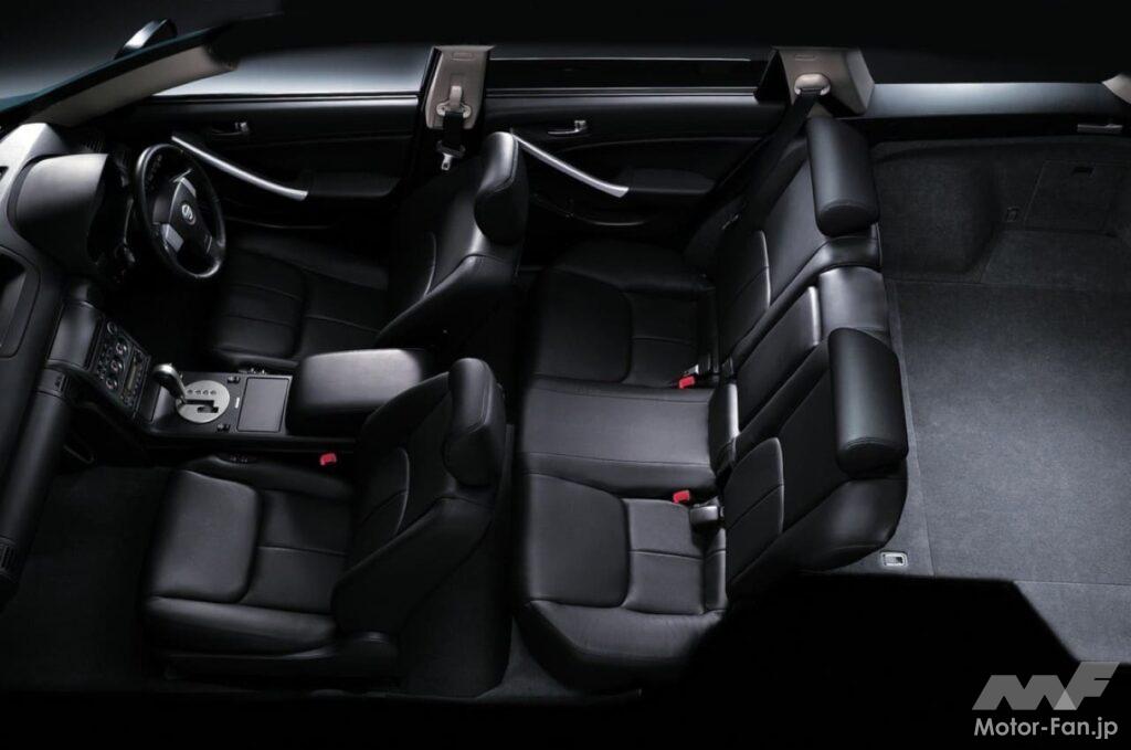 2代目「ステージア」の室内