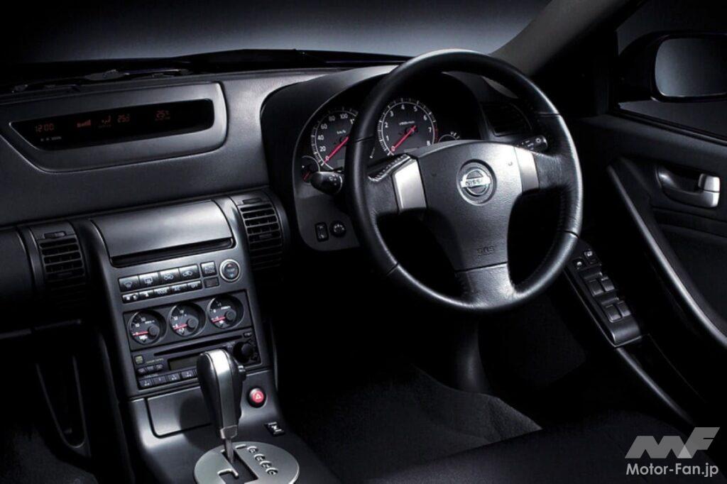 2代目「ステージア」のコクピット