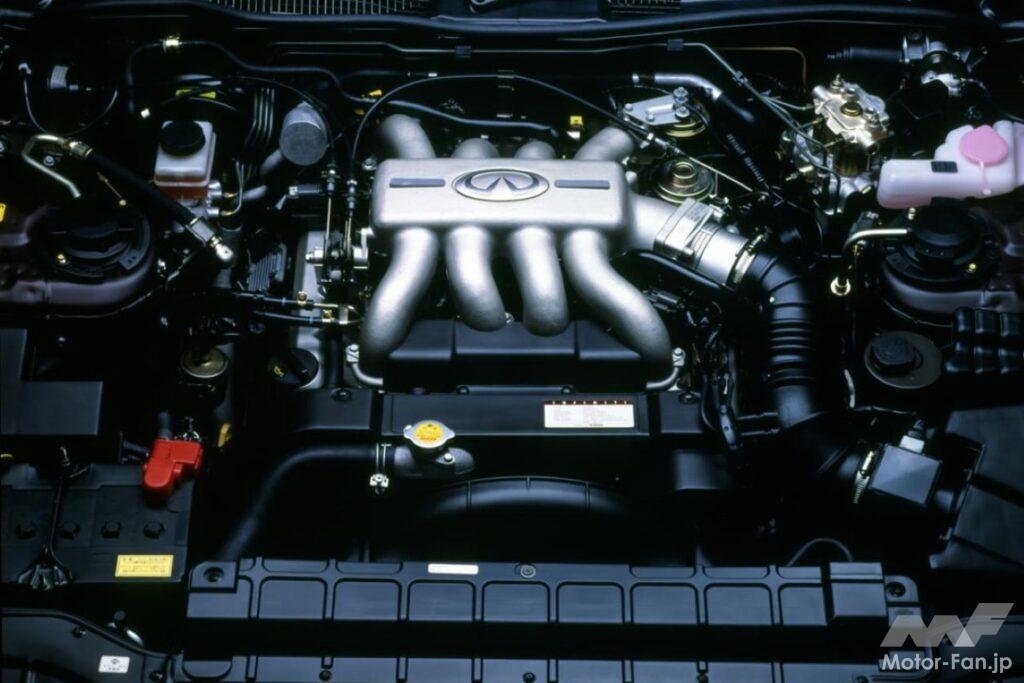 「インフィニティQ45」搭載の4.5L V8 DOHCエンジン