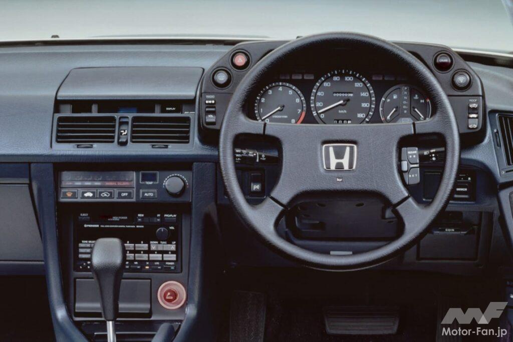 ホンダ初代「レジェンド」のコクピット