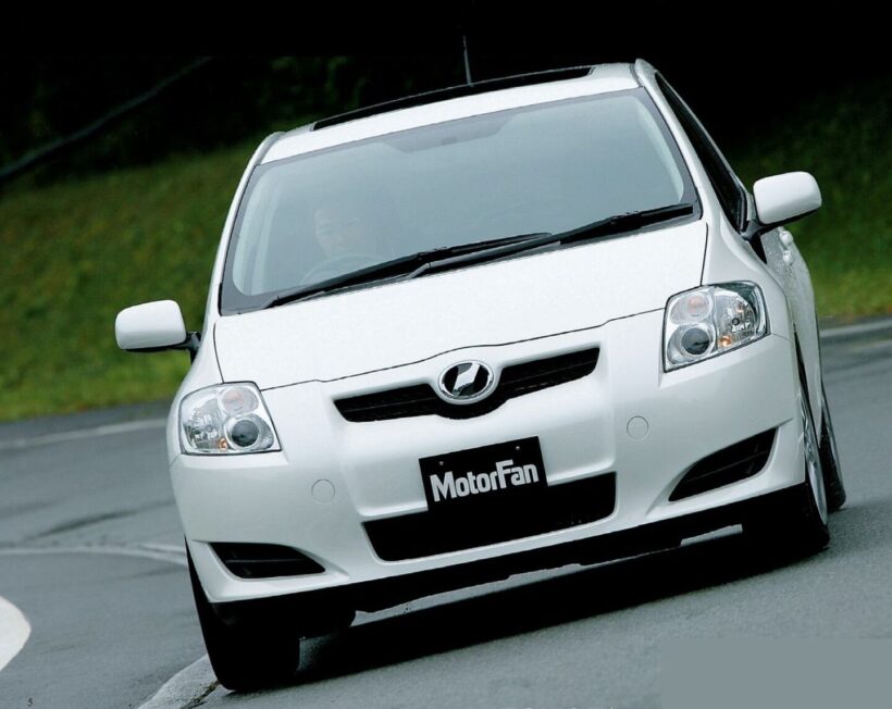 トヨタ「オーリス」