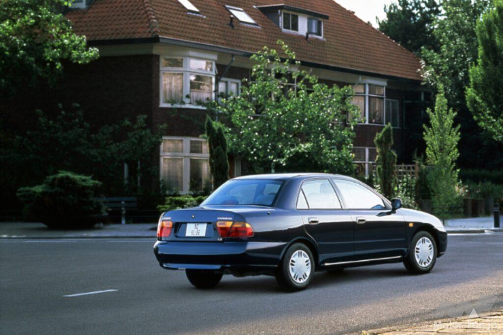 三菱「カリスマ」