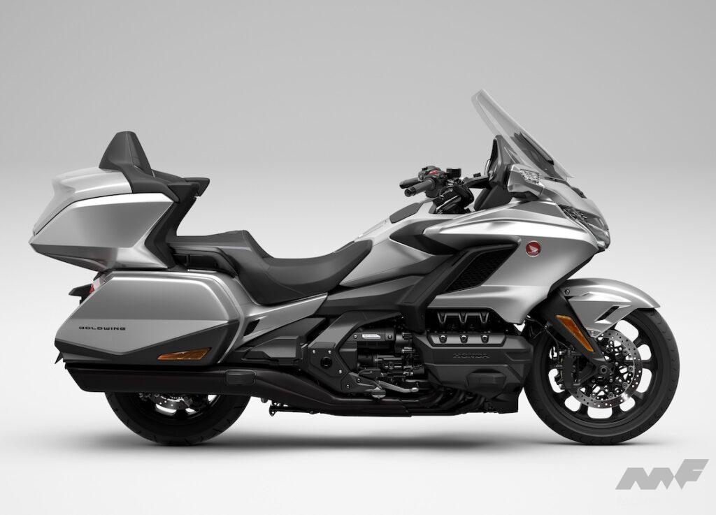 2025_honda_goldwingtour_STD_001B