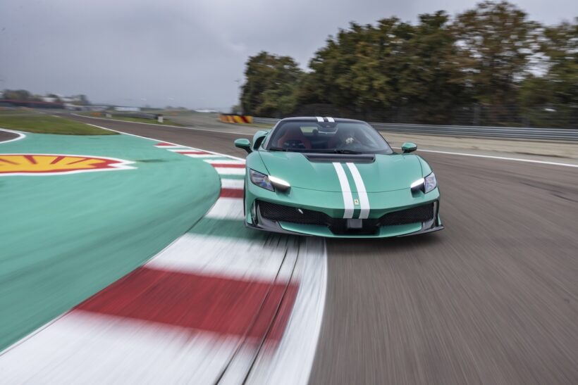 最新フェラーリスポーツカー「296 スペチアーレ」に試乗