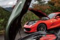 F12の6.3リッターから6.5リッターへと排気量を拡大し、インテークシステムなどを改良したF140GA。最大トルクの80％を3500rpmから発揮する。レブリミットは8500rpm。
