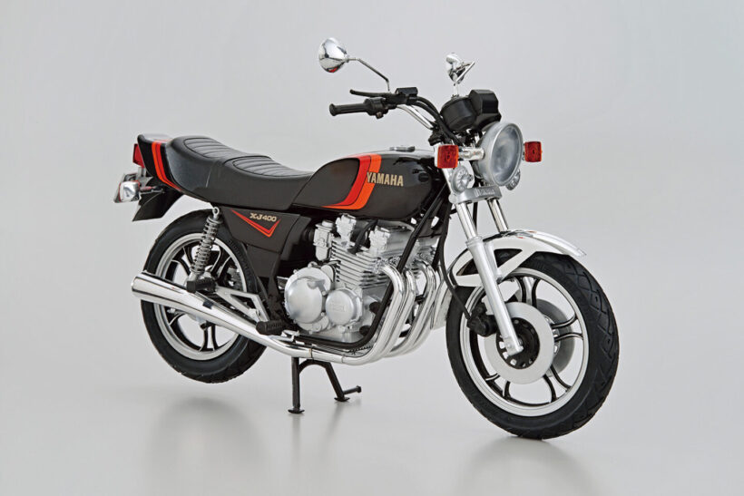 ヤマハXJ400とCBX400Fセットプラモデル完成品 アオシマの「ザ☆バイク」シリーズに“4気筒のペケジェー”ヤマハ